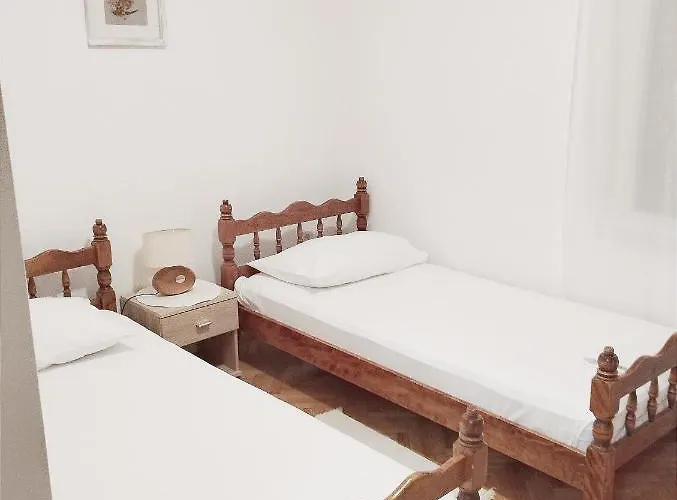 Skolj 珀塞达耶