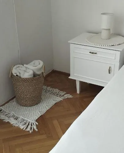 Skolj