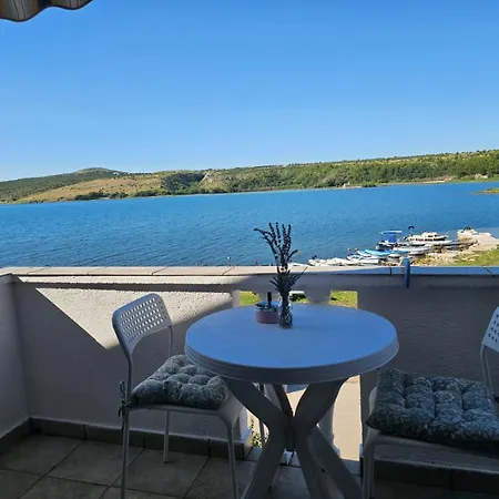 Apartman Skolj